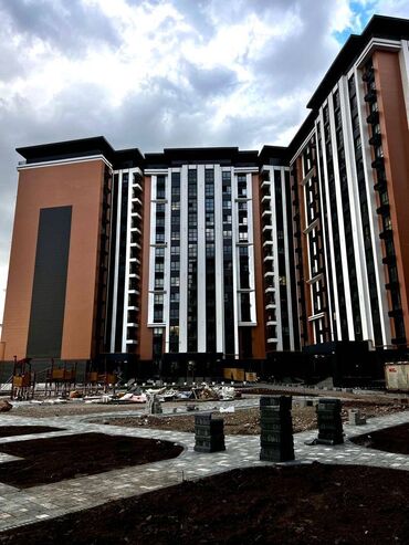 Продажа квартир: 4 комнаты, 138 м², Элитка, 8 этаж, ПСО (под самоотделку)