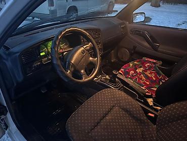 Volkswagen: Volkswagen Passat Variant: 1994 г., 1.8 л, Механика, Бензин, Универсал — 9