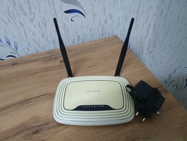 купить кабель ethernet: Роутер до 300Mbit б/у работает нормально район Лебединовка прошу