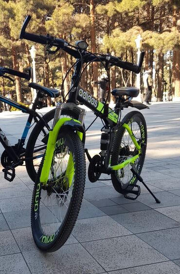 Uşaq velosipedləri: İşlənmiş İki təkərli Uşaq velosipedi Adidas, 24", sürətlərin sayı: 7, Ünvandan götürmə