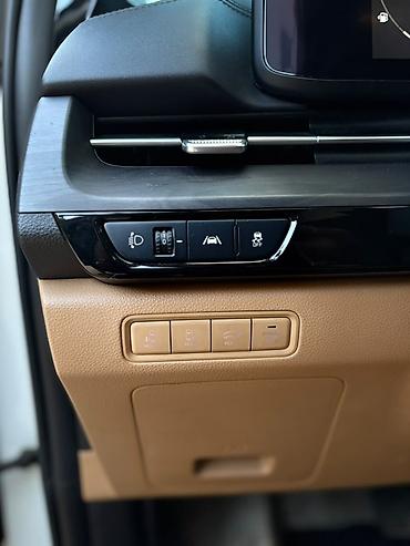 8: Kia Carnival: 2022 г., Автомат, Минивэн — 5