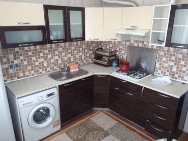 Uzunmüddətli kirayə mənzillər: Razin Akordda 20 mertebeli binanın 13-cü mərtəbəsində yerləşən ümumi — 13