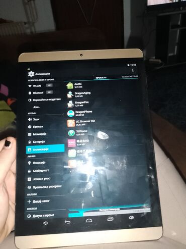 Tableti: Tablet sa Android sistemom - Ekran: približno 9,7–10,1 inča, IPS — 4