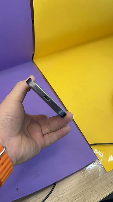 Apple iPhone: IPhone 15 Pro, Б/у, 256 ГБ, 80 % — 5