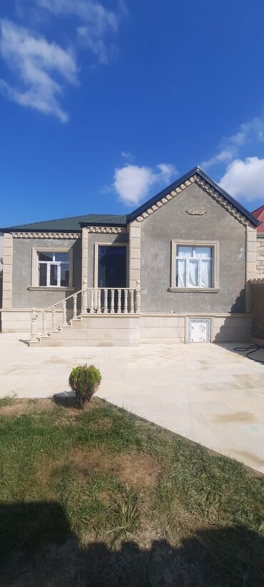 Продажа домов: 4 комнаты, 130 м², Свежий ремонт