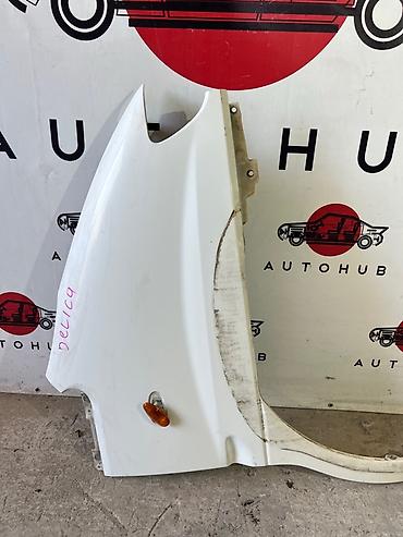 Крыло Переднее правое Mitsubishi, 2000 г., Б/у, Оригинал