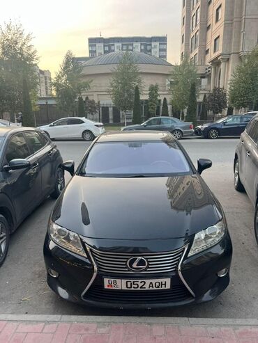 кадилак эскалайд: Lexus ES: 2014 г., 2.5 л, Автомат, Гибрид, Седан