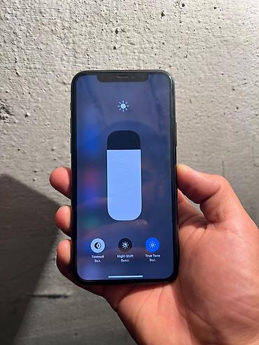 Apple iPhone: IPhone 11 Pro, Matte Midnight Green — 8