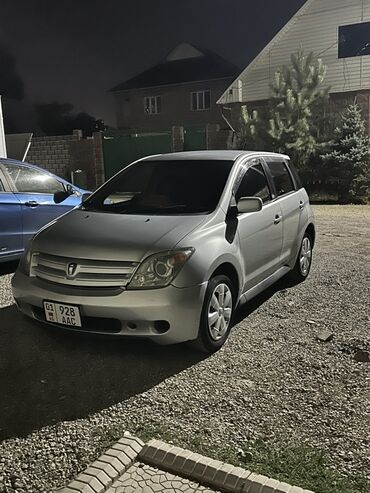 купить машины: Toyota ist: 2003 г., 1.5 л, Автомат, Бензин, Хэтчбэк