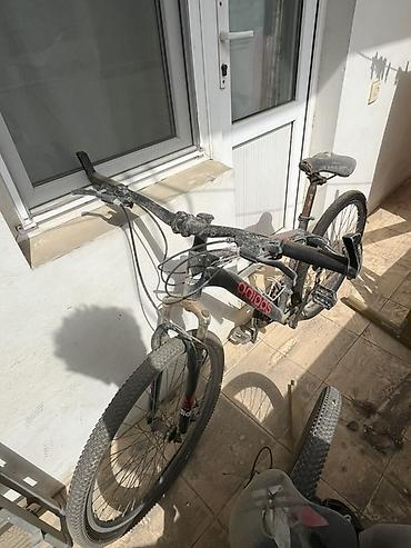 İdman velosipedləri: Şəhər və yüngül off-road üçün universal velosiped. Xüsusiyyətlər: - — 1