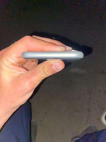 Apple iPhone: IPhone Xr, 128 ГБ, Белый — 8