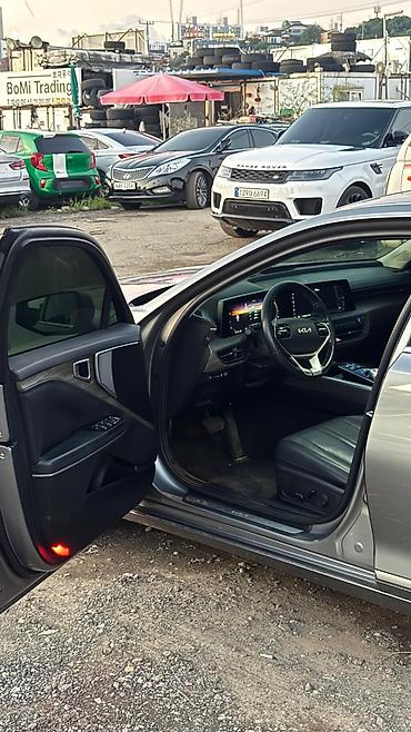 audi g7: Kia K8: 2022 г., Седан — 8