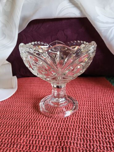 Kuhinjski setovi: Bombonijera nova pun kristal,rucni rad. Bohemija 70te. Sve na — 6