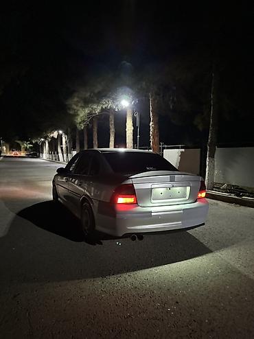 turbo az hunday aksent: Satılır: Sedan tipli minik avtomobili - Korpus: 4 qapılı sedan — 4