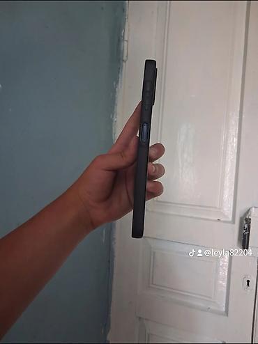 Digər mobil telefonlar: Məhsul: Smartfon - Ekran: Tam ekran ön panel, “su damcısı” tipli ön — 4