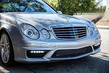 Branici: PREDNJI AMG BRANIK SA LED DNEVNIM SVETLIMA MERCEDES E W211 | Prednji — 5