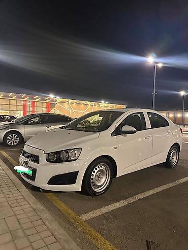 Chevrolet Aveo: 1.4 l | 2012 il 291555 km Sedan lalafo.az -da Chevrolet Aveo: 1.4 l | 2012 il 291555 km Sedan