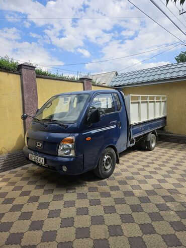 Hyundai: Hyundai Porter: 2010 г., 2.5 л, Автомат, Дизель, Фургон