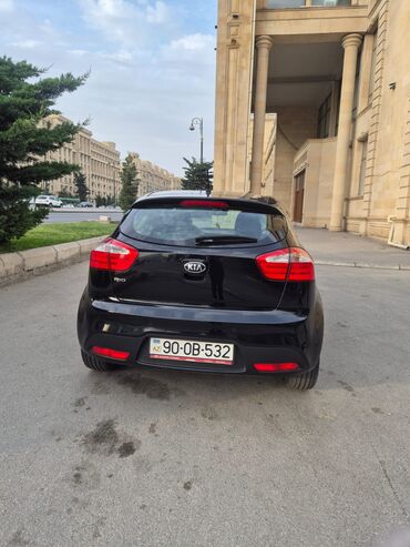 masin sekilleri bmw: Kia Rio: 1.4 l | 2014 il Hetçbek