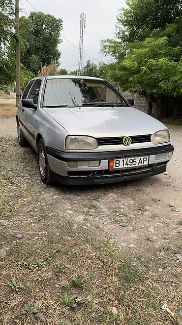 Продажа авто: Volkswagen Golf: 1992 г., 1.8 л, Механика, Бензин, Хэтчбэк — 1