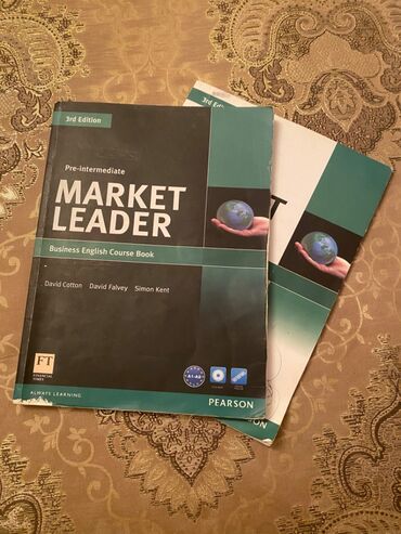 market leader: Market Leader english book
Metrolara çatdirilma.(ödənişsiz)
