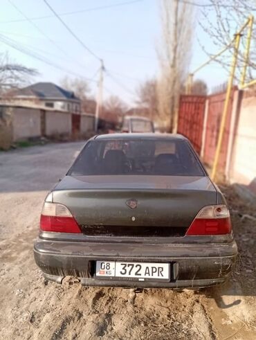 Daewoo: Daewoo Nexia: 2001 г., 1.5 л, Механика, Бензин, Седан at lalafo.kg Daewoo: Daewoo Nexia: 2001 г., 1.5 л, Механика, Бензин, Седан