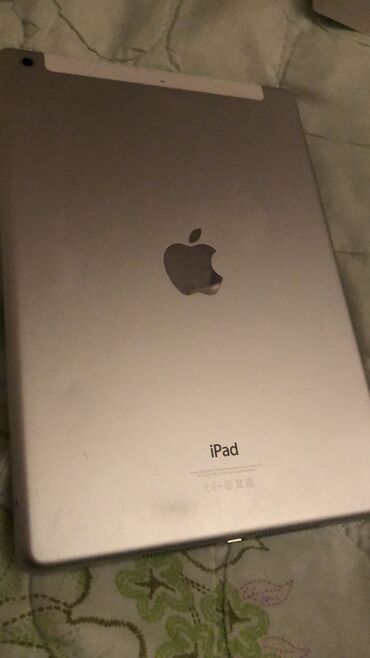 ipad air qiymeti: Ipad air 32gb jailbreak olunub pili cox yaxsi saxliyir icinde Tik Tok