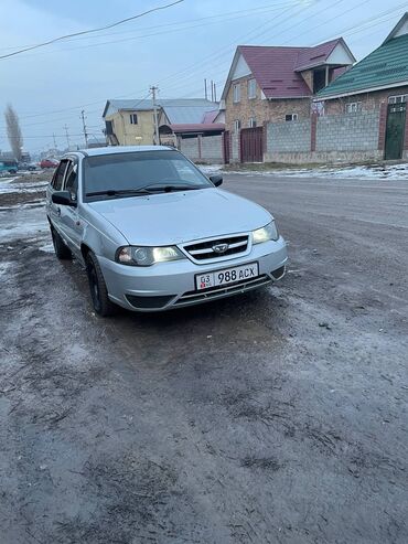 Daewoo: Daewoo Nexia: 2010 г., 1.5 л, Механика, Бензин, Седан