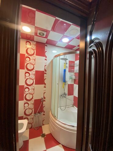 Uzunmüddətli kirayə mənzillər: Yaşayışa tam hazır vəziyyətdə 4 otaqlı 170kvm mənzil icarəyə -da lalafo.az — 18 Uzunmüddətli kirayə mənzillər: Yaşayışa tam hazır vəziyyətdə 4 otaqlı 170kvm mənzil icarəyə — 18