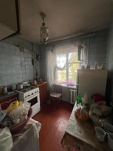 Продажа квартир: 2 комнаты, 45 м², Индивидуалка, 3 этаж, Старый ремонт at lalafo.kg — 4 Продажа квартир: 2 комнаты, 45 м², Индивидуалка, 3 этаж, Старый ремонт — 4