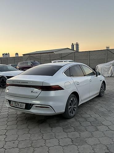 BYD: BYD Qin: 2023 г., Автомат, Электромобиль, Седан — 5