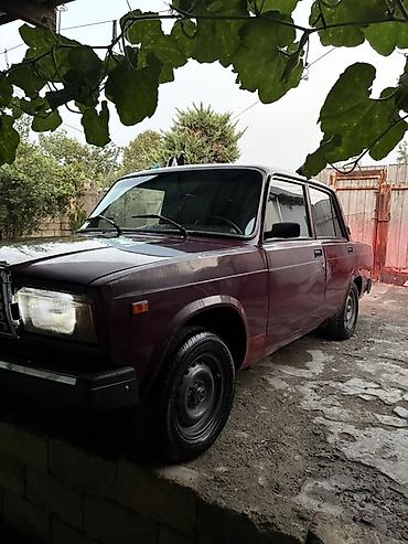 VAZ (LADA): VAZ 2107 sedan - Kuzov: 4 qapılı sedan, tünd qırmızı/bordo rəng. - — 2
