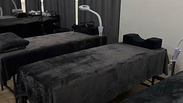 Другое оборудование для салонов красоты: ✨ СДАЁТСЯ МЕСТО ДЛЯ ТОП-МАСТЕРА ✨ Хватит работать дома, терять — 9