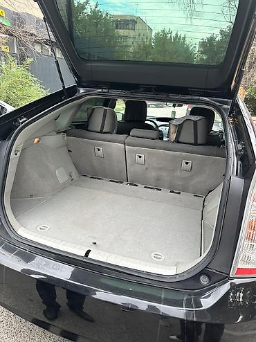 prius plus: Toyota Prius: 2015 г., 1.8 л, Автомат, Бензин, Хэтчбэк — 7