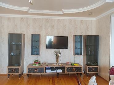 en gozel ev qapilari: Qonaq otağı üçün vitrin və TV stend dəsti Tərkibi: - 2 ədəd şüşə — 2