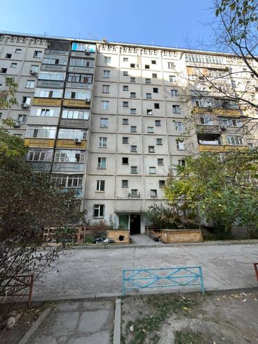 квартира ош на ноч: 1 бөлмө, 37 кв. м, 105-серия, 2 кабат