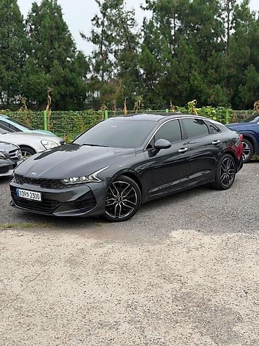 kaiyi e5: Kia K5: 2020 г., Седан — 1