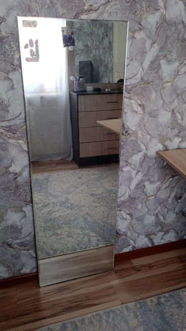 зеркало для шкафа: Зеркало без рамы (без подставок, без ножек). Высота 135см, ширина