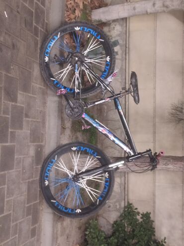 Şəhər velosipedləri: İşlənmiş Şəhər velosipedi Adidas, 26", sürətlərin sayı: 7, Ünvandan götürmə — 10