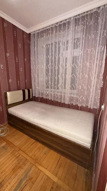 Tək nəfərlik açılan altı bazalı çarpayı. Matras ayri satila biler 200 lalafo.az -da Tək nəfərlik açılan altı bazalı çarpayı. Matras ayri satila biler 200