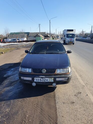 Volkswagen: Volkswagen Passat: 1994 г., 1.8 л, Механика, Бензин, Седан