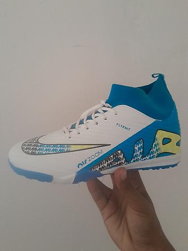Футзальные кроссовки Nike с технологией Air Zoom и верхом Flyknit. - at lalafo.kg Футзальные кроссовки Nike с технологией Air Zoom и верхом Flyknit. -