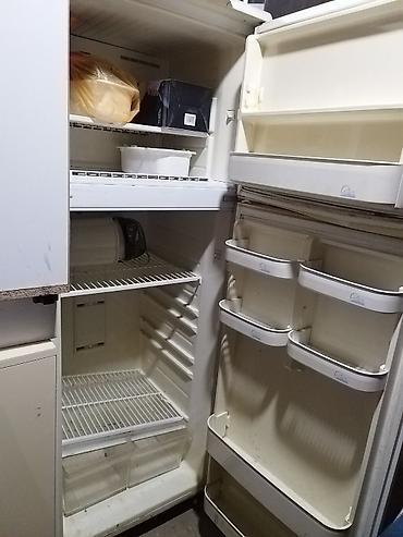 12 pro barter: Beko iki qapılı soyuducu - Üst qapıda kameralı dondurucu bölmə - — 3