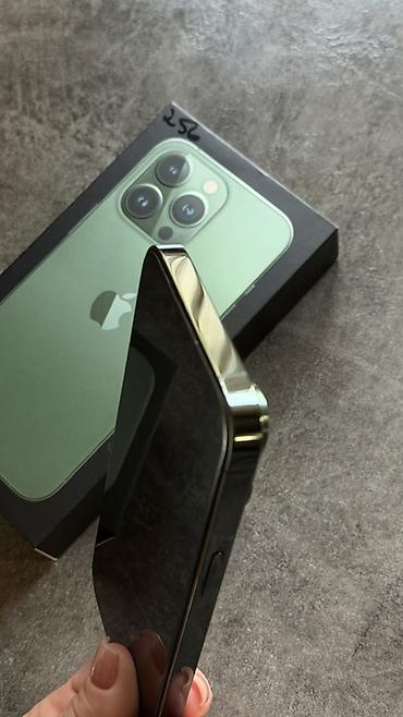 Apple iPhone: IPhone 13 Pro, зелёный, память 256 ГБ В идеальном состоянии. Один — 6