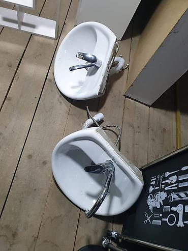 Другое оборудование для салонов красоты: Продается салонная мебель. Недорого. Мойка 1шт 19000с Кресла 3шт — 11