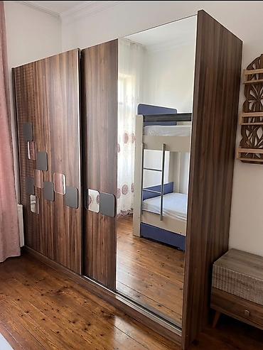 210: Sürgülü qapılı paltar şkafı - Material: ağac teksturalı laminat - Ön — 1