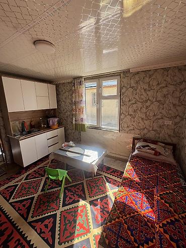 прадаю дом ак босого: 6 комнат, 80 м², 8 соток, Бишкек, Собственник — 9