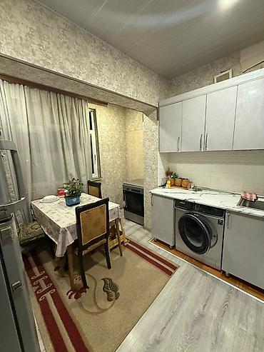 berdede ev: Bakı, Əhmədli, 3 otaqlı, Köhnə tikili, m. Həzi Aslanov, 80 kv. m — 3