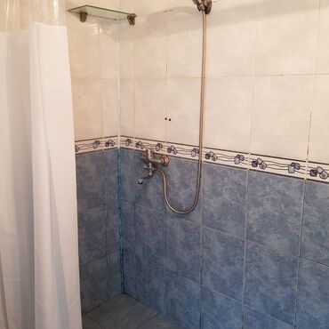 Uzunmüddətli kirayə evlər: 100 kv. m, 2 otaqlı -da lalafo.az — 8 Uzunmüddətli kirayə evlər: 100 kv. m, 2 otaqlı — 8