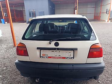 Volkswagen: Volkswagen Golf: 1994 г., 1.8 л, Механика, Бензин, Хэтчбэк — 2